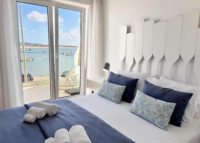 Janelas Da Baía - By Sch *