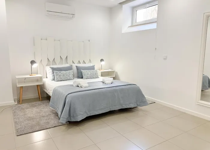 Janelas Da Baía - By Sch * São Martinho do Porto