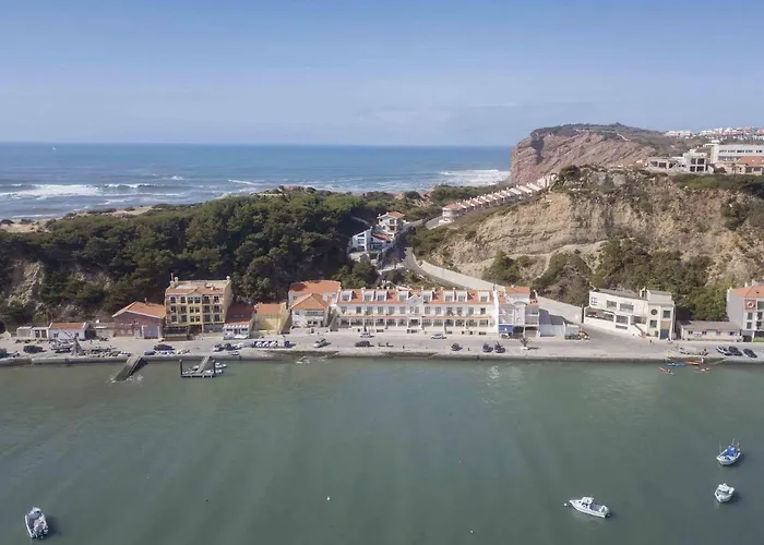 Janelas Da Baía - By Sch São Martinho do Porto