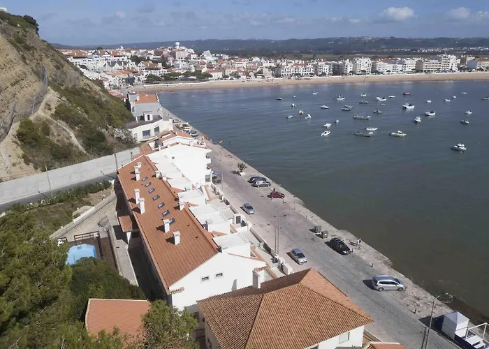 Janelas Da Baía - By Sch São Martinho do Porto